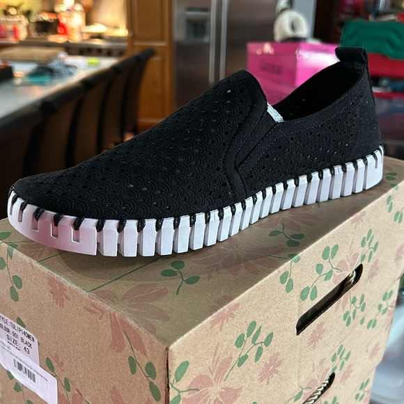 Isle Jacobsen Men’s Shoes - Picture 1 of 4